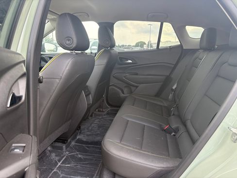 Used 2024 Chevrolet Trax ACTIV w/ Driver Confidence Package FWD image 14