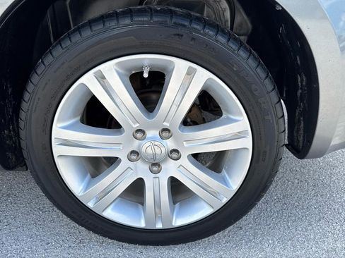 Used 2013 Chrysler 200 Touring FWD image 27