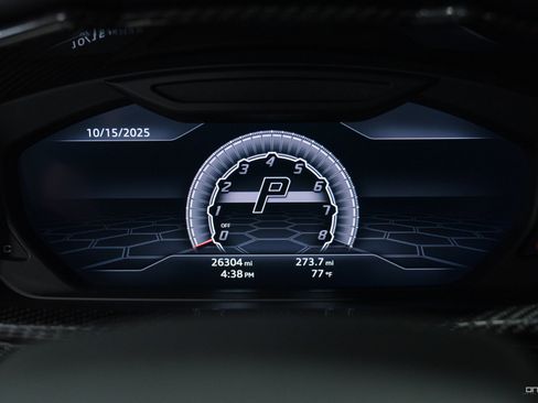 Used 2019 Lamborghini Urus image 39