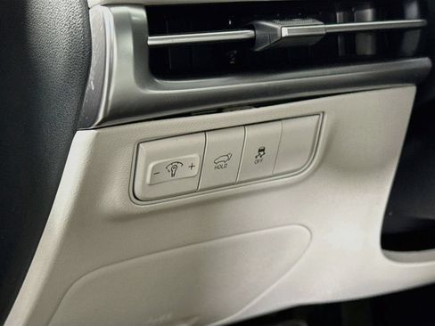 Certified 2025 Hyundai Tucson SEL AWD/4WD image 18