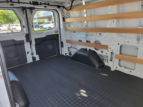 Used 2025 Ford Transit 250 Low Roof w/ Exterior Upgrade Package RWD image 13