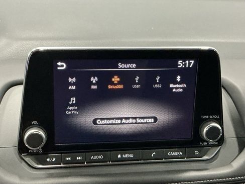 Used 2025 Nissan Rogue S image 6