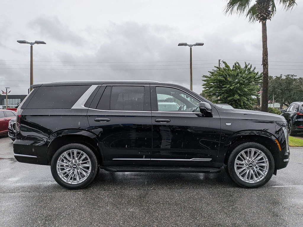 Certified 2025 Cadillac Escalade Premium Luxury AWD/4WD image 2