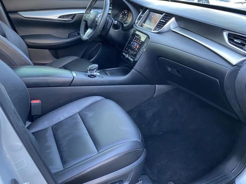 Used 2020 INFINITI QX50 Essential image 6