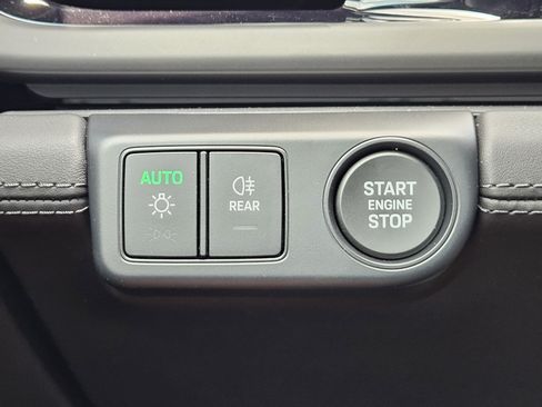 Certified 2026 Porsche Panamera 4 AWD/4WD image 21