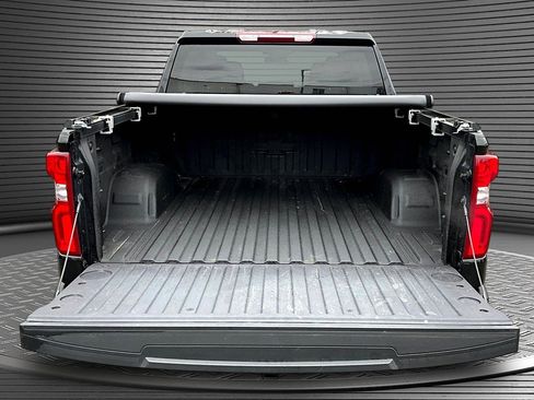 Used 2023 Chevrolet Silverado 1500 RST w/ Redline Edition image 7