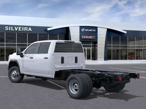 New 2025 GMC Sierra 3500 Pro w/ Convenience Package image 3