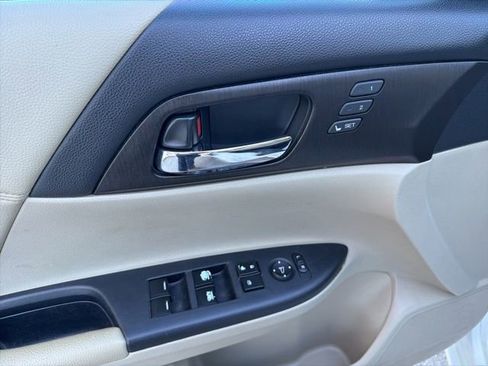 Used 2014 Honda Accord EX-L image 24