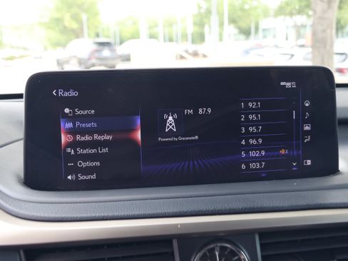 Used 2020 Lexus RX 450hL AWD w/ Premium Package image 23