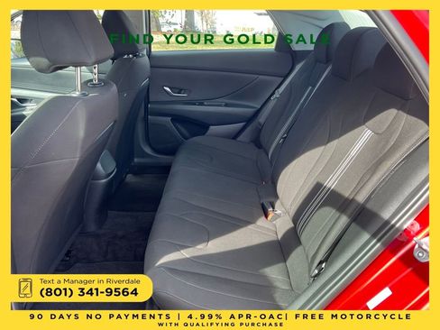 Used 2023 Hyundai Elantra SEL image 22