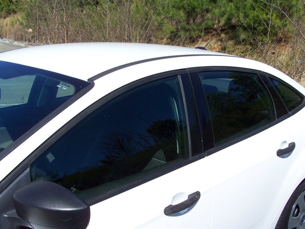 Used 2013 Ford Focus S FWD image 17
