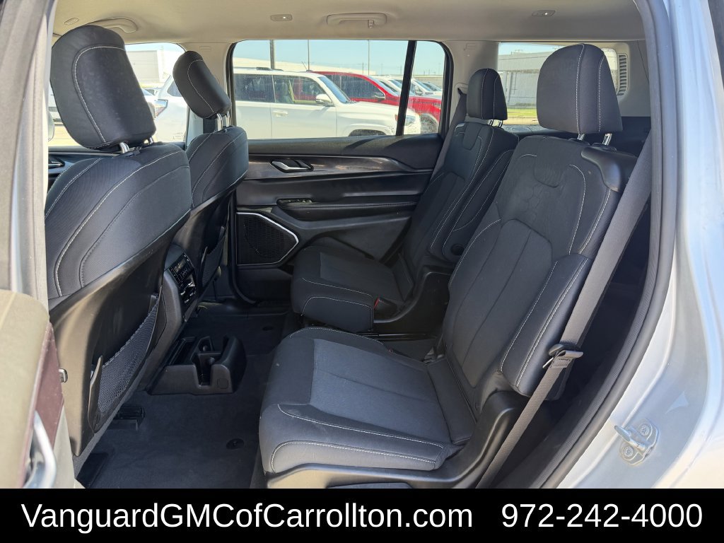 Used 2022 Jeep Grand Cherokee L Laredo w/ Luxury Tech Group I RWD image 28