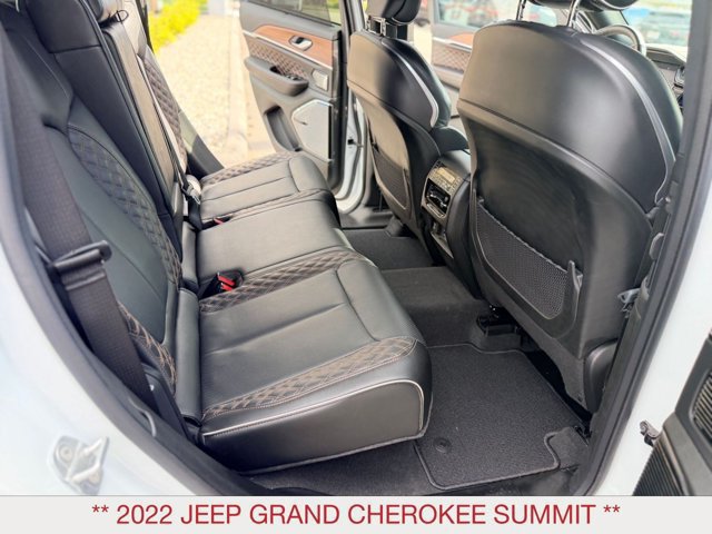 Certified 2022 Jeep Grand Cherokee Summit w/ Adv Protech Group IV AWD/4WD image 62