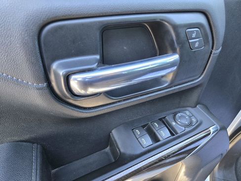 Used 2021 Chevrolet Silverado 1500 LT Trail Boss w/ Bed Protection Package image 33