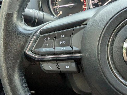 Used 2019 MAZDA CX-9 Touring w/ Touring Premium Package FWD image 4