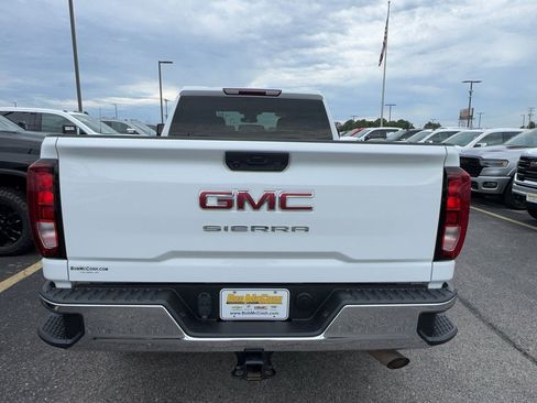 Certified 2024 GMC Sierra 2500 Pro w/ Convenience Package AWD/4WD image 4