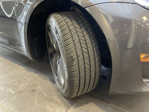 Used 2018 Tesla Model 3 Long Range image 13