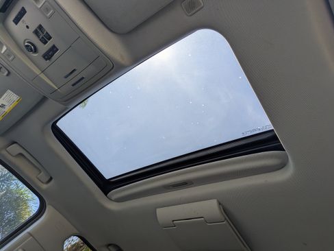 Used 2018 Chevrolet Tahoe LT RWD image 21