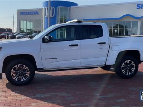 Used 2022 Chevrolet Colorado Z71 image 7