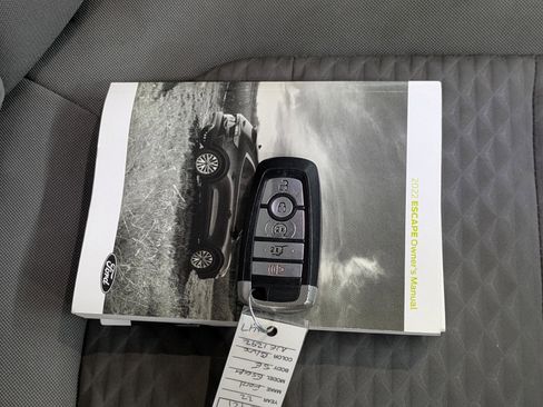 Used 2022 Ford Escape SE w/ Convenience Package image 13
