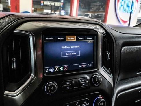 Used 2022 Chevrolet Silverado 2500 LTZ image 19