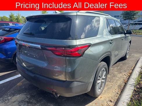Used 2023 Chevrolet Traverse LT FWD image 4