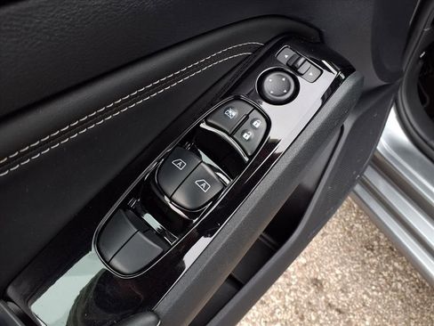 Used 2020 Nissan Altima 2.5 SV image 20