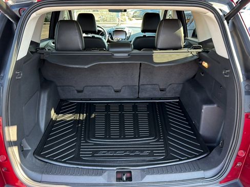 Used 2016 Ford Escape Titanium FWD image 10