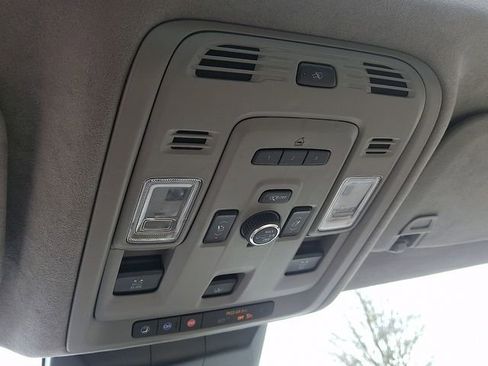 Used 2022 Cadillac Escalade Sport Platinum image 29