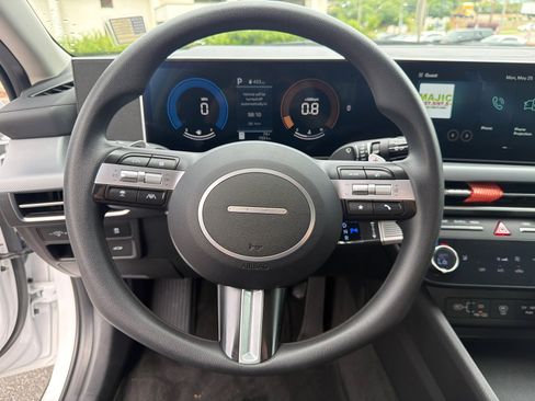 Certified 2025 Hyundai Sonata SEL FWD image 24