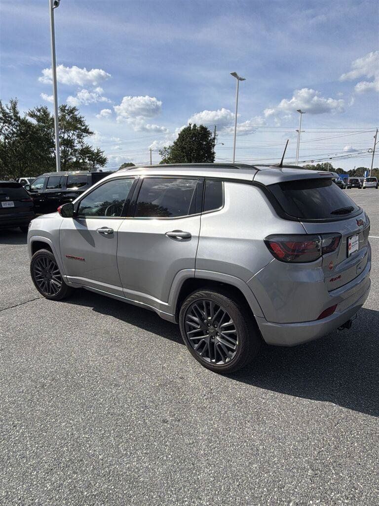 Used 2023 Jeep Compass Limited w/ Elite Group for (Red) Edition AWD/4WD image 3