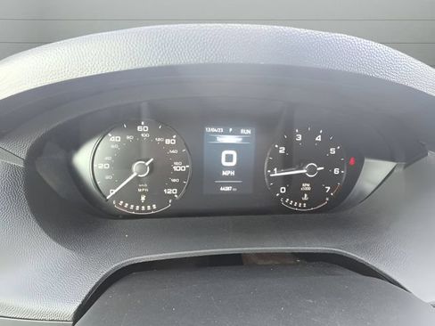 Used 2025 RAM ProMaster 2500 w/ Convenience Group FWD image 12