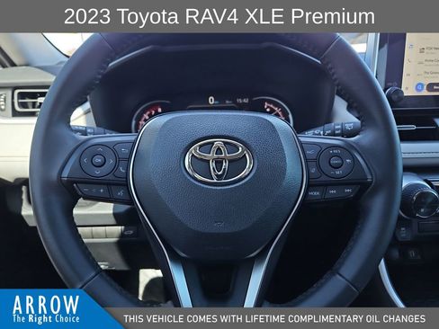 Used 2023 Toyota RAV4 XLE Premium image 27