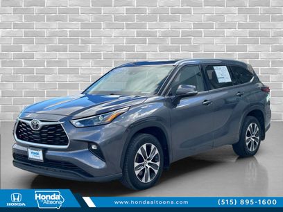 Used 2022 Toyota Highlander XLE