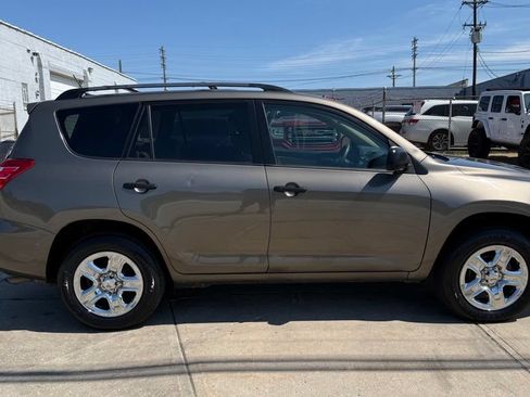 Used 2011 Toyota RAV4 4WD w/ Base L4 Extra Value Pkg image 7