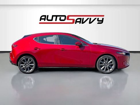 Used 2024 MAZDA MAZDA3 s FWD image 8
