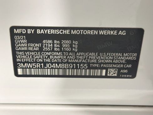 Used 2021 BMW 330i Sedan w/ M Sport Package RWD image 25