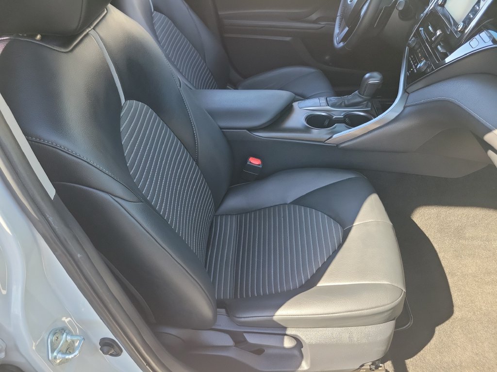Used 2023 Toyota Camry SE w/ Convenience Package FWD image 19