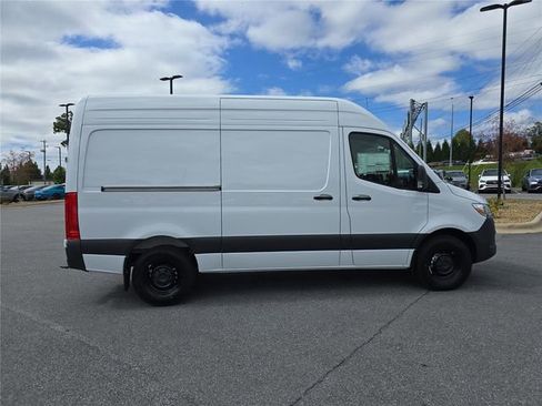 New 2026 Mercedes-Benz Sprinter 2500 image 2