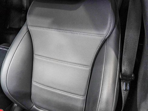 Used 2023 Mercedes-Benz C 300 Sedan image 28