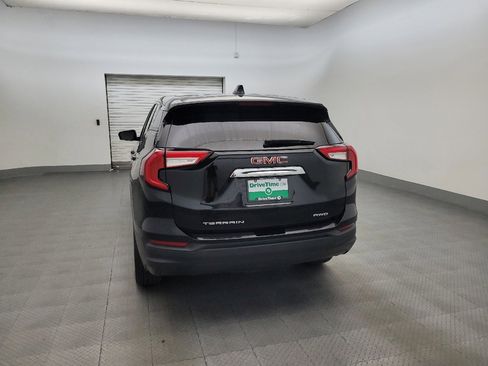 Used 2022 GMC Terrain SLE AWD/4WD image 6
