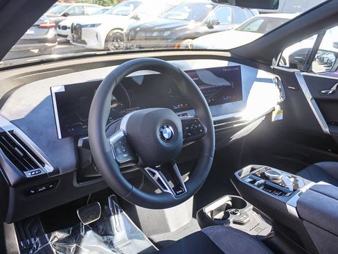 New 2026 BMW iX xDrive45 w/ M Sport Package image 17