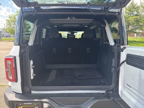 Used 2025 Ford Bronco Outer Banks AWD/4WD image 40