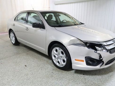 Used 2010 Ford Fusion SE image 5