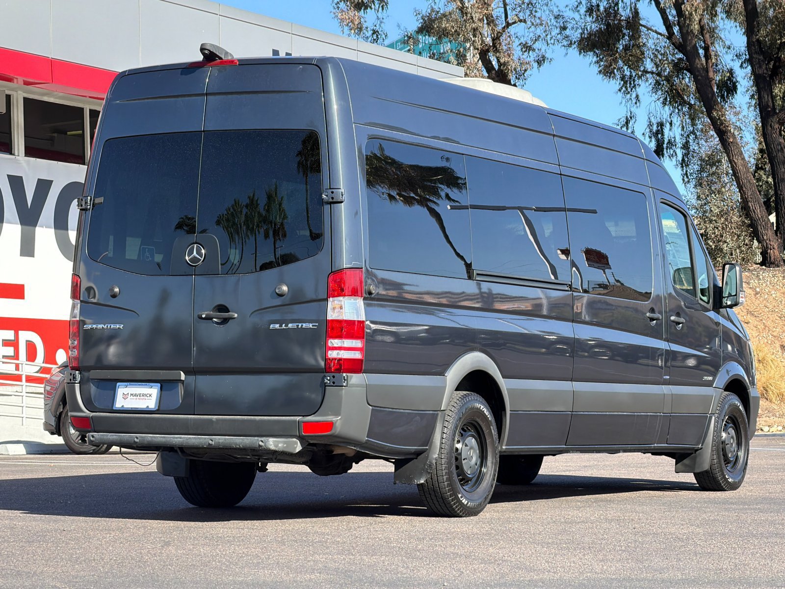 Used 2015 Mercedes-Benz Sprinter 2500 image 5
