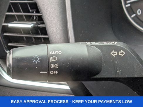 Used 2022 Nissan Rogue SV FWD image 38