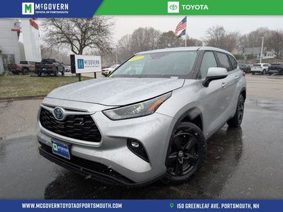Used 2023 Toyota Highlander LE