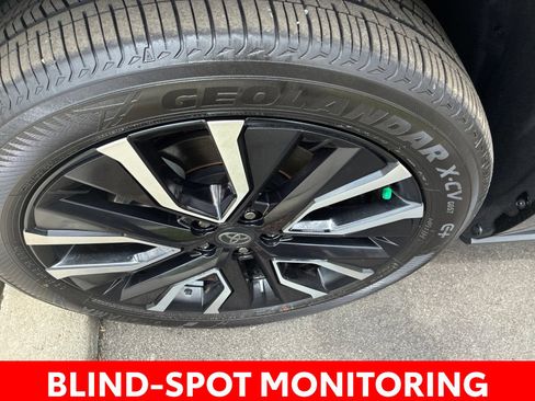 Used 2026 Toyota bZ AWD/4WD image 7