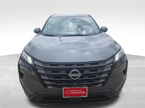 New 2026 Nissan Rogue SV FWD image 8