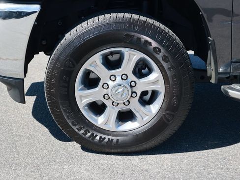 Used 2026 RAM 2500 Big Horn AWD/4WD image 14